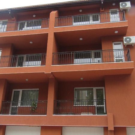 Apartment Crystal Bałczik Zewnętrze zdjęcie
