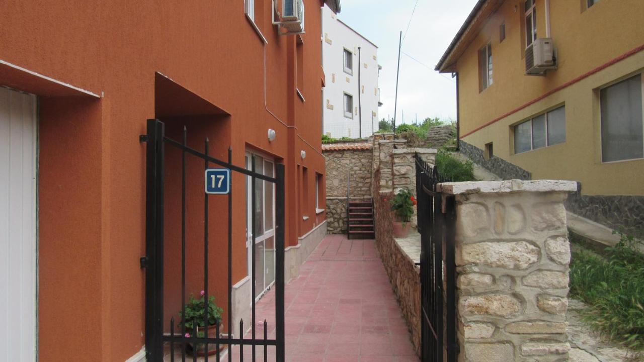 Apartment Crystal Bałczik Zewnętrze zdjęcie
